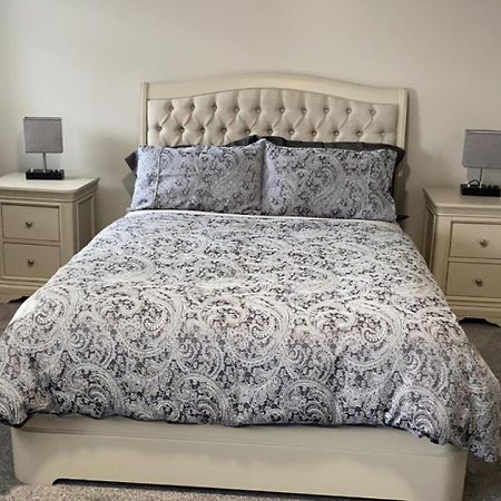 Johnny Murphy'S Guest Rooms Meigh Exterior photo