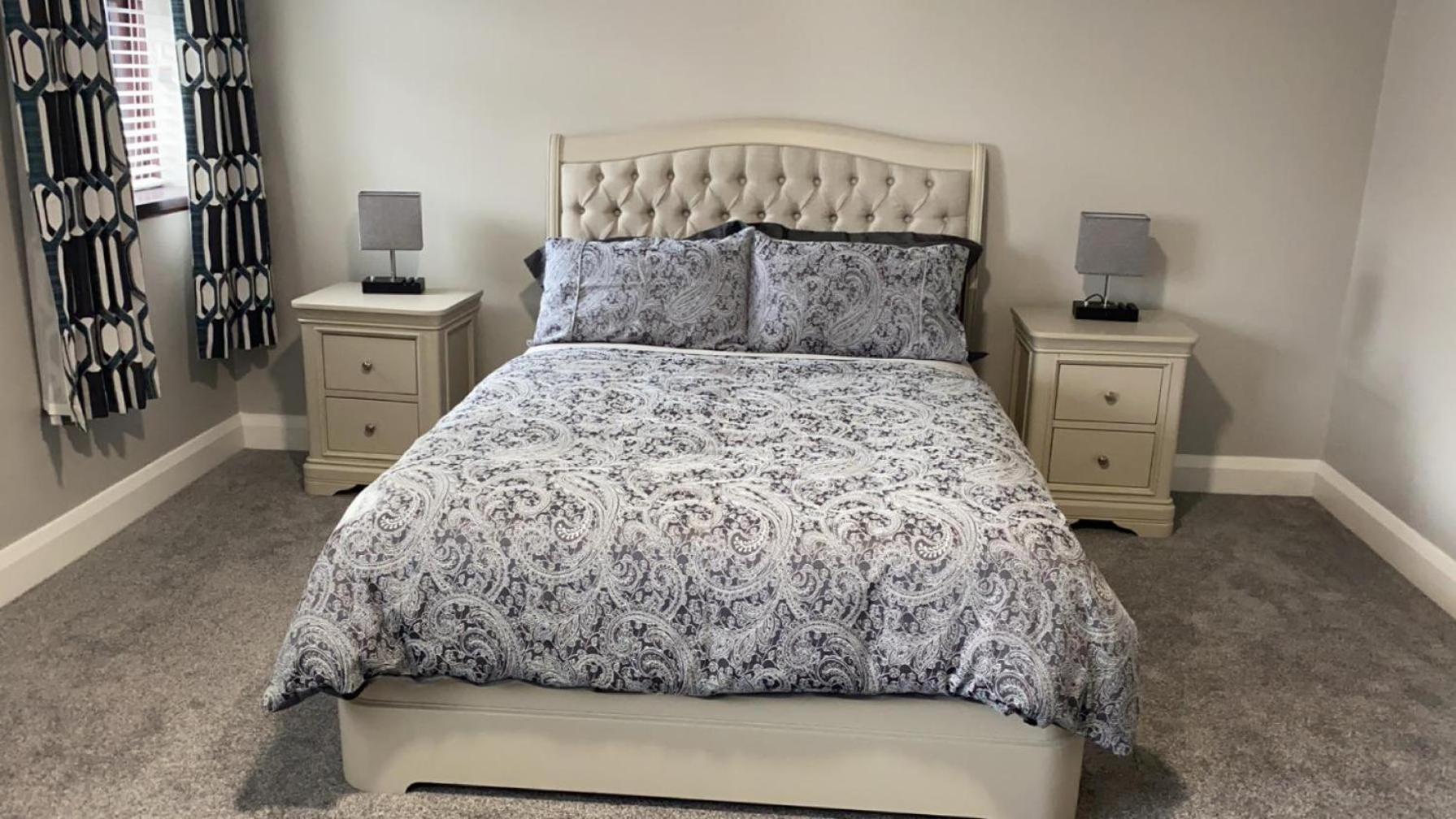 Johnny Murphy'S Guest Rooms Meigh Exterior photo